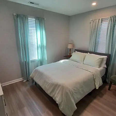 1 Bedroom Pina Pecan House By Palace Of Nobles Charlotte