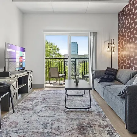 Carolina Cove - Free Parking, Spacious, Views Charlotte