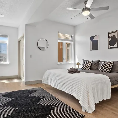 Carolina Cove - Free Parking, Spacious, Views