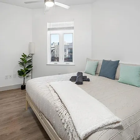 Carolina Blue - Stunning Views, Free Parking And Wifi Apartment Charlotte