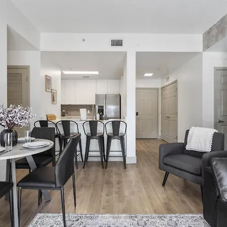 Apartment Modern Marvel - Free Parking, Gym, Near Stadium Charlotte