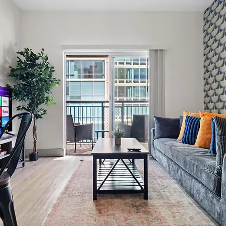 The Panther - Luxury 3br - Free Parking - Views - Stadium - Gym Charlotte