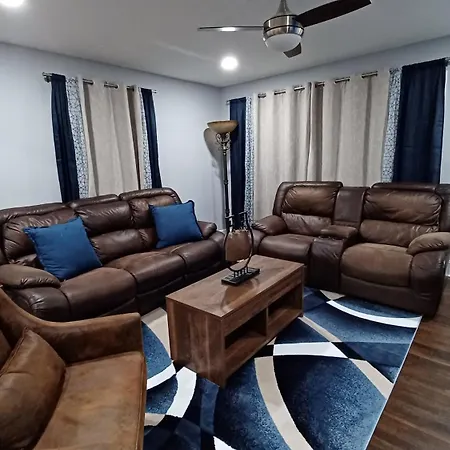 Creekside View Duplex By Palace Of Nobles * Charlotte