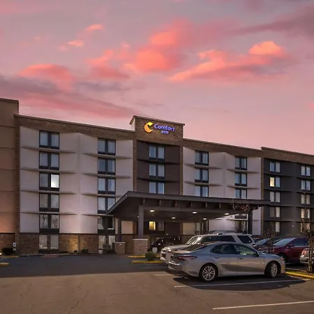 Comfort Airport Uptown Inn