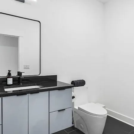 Charlotte's Modern Luxe - Your Stylish Haven