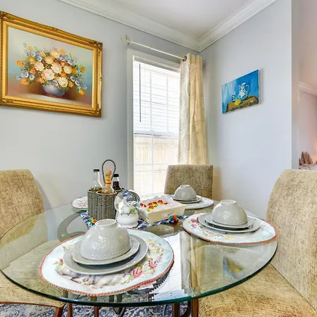 Downtown Gem With Fenced Yard, Bbq Grill And Firepit *