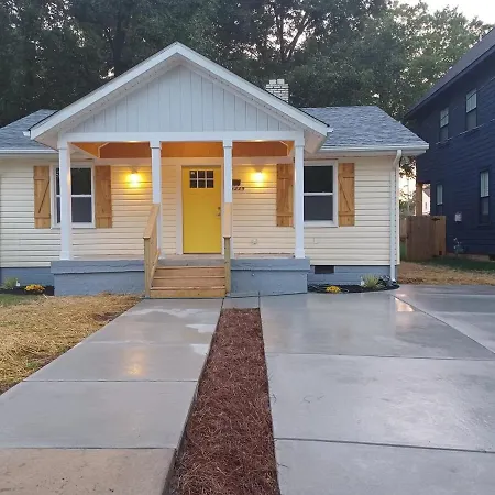 1 Bedroom Pina Pecan House By Palace Of Nobles Charlotte