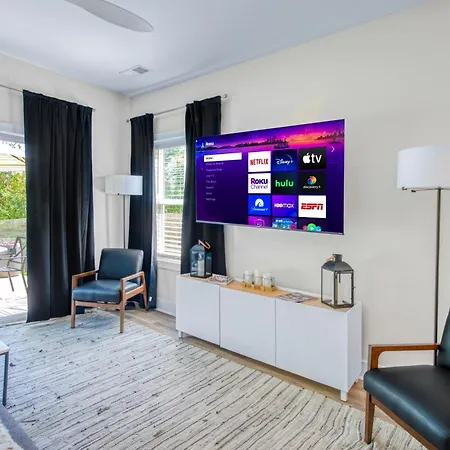 3 Lux King Beds O Game Rm O Fenced Backyard Escape