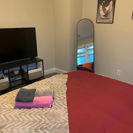 Work Hard Play Harder! Apartment *