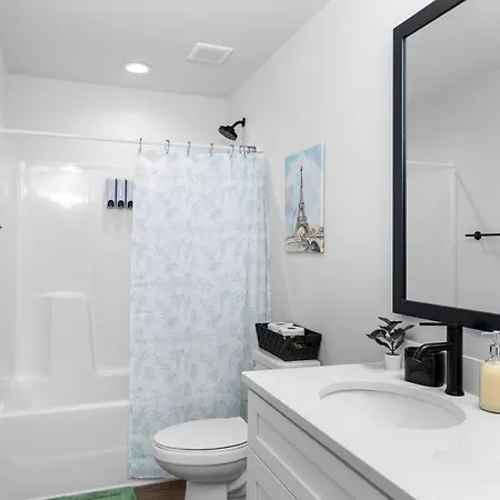 Holiday home Perfect Getaway Prime Location Game And Hottub