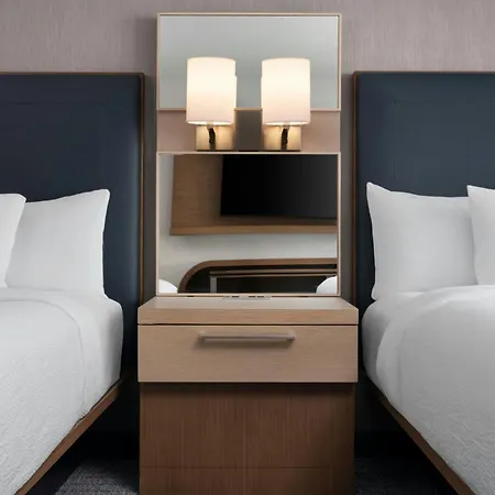 Courtyard Center Hotel