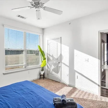 Apartment Upscale 2br King Mins To Uptown Charlotte