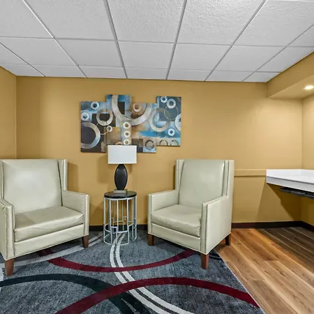 Mainstay - Executive Park Hotel