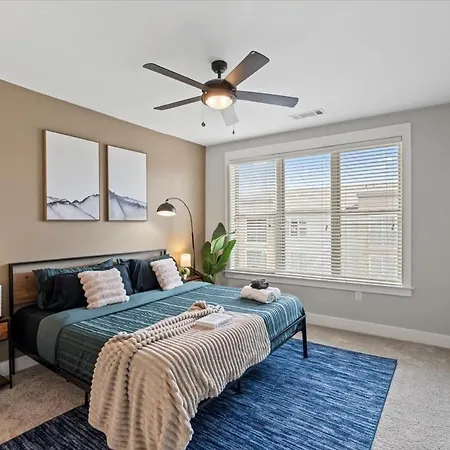 Apartment Luxurious King 2br In Waverly Charlotte! Charlotte