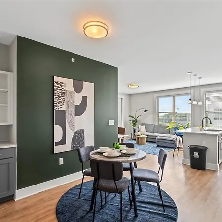 Luxurious King 3br In Waverly Charlotte! * Charlotte