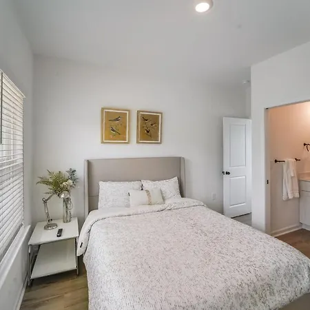 New Build - 3 Private Baths - Close To Uptown Charlotte