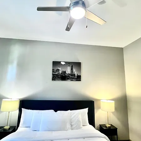 Uptown Modern 2br Charlotte