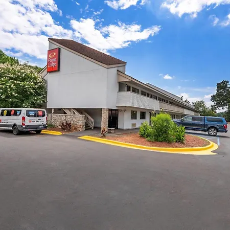 Lodge Econo Airport *