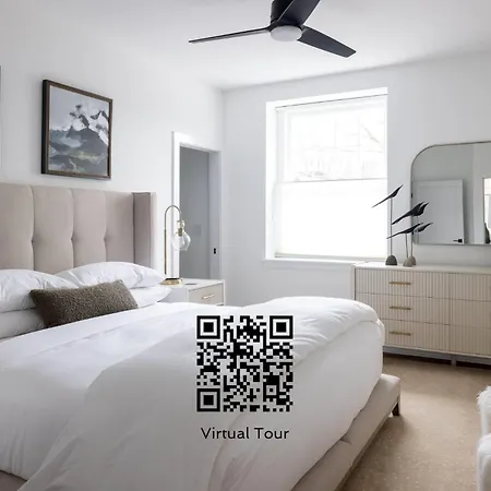 Holiday home Luxury Rooftop Townhome In Restored Church 5 Mins To Dt Charlotte