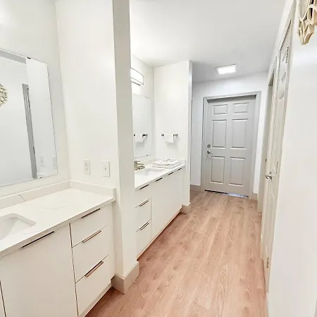 Apartment Enjoy Spacious Uptown 4 Br Charlotte