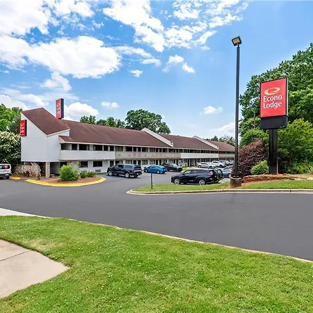 Econo Airport Hotel *