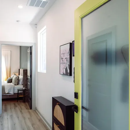 Holiday home Modtrio 3br With Ensuites & Garage Mins To Uptown