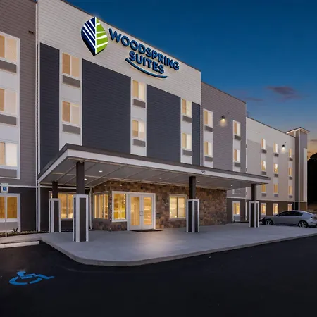Woodspring - Arrowood Hotel Charlotte