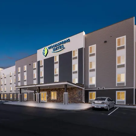 Woodspring - Arrowood Hotel *