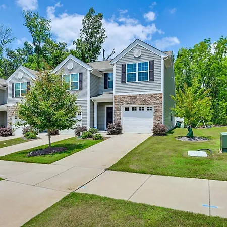 7 Mi To Uptown - Pet-friendly 2-story Townhome! *
