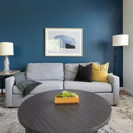 Landing Amazing 1bd Gym Clubhouse Charlotte