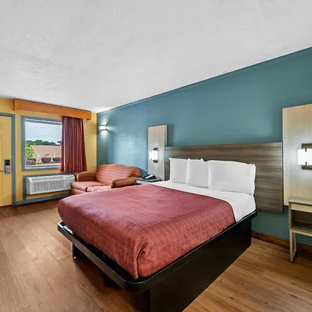 Econo Airport Area Lodge