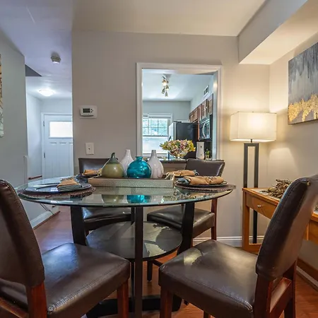 Amazing 2 Beds And 2 Baths Charlotte