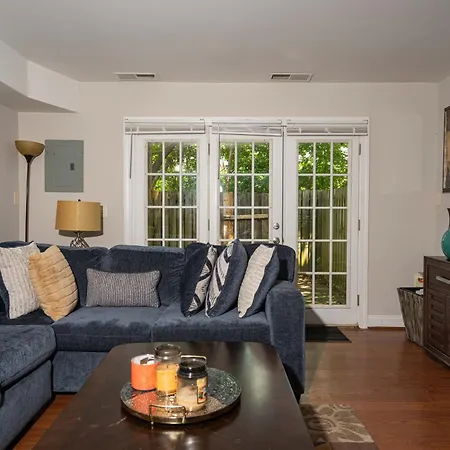 Amazing 2 Beds And 2 Baths * Charlotte