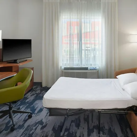 Fairfield & By Marriott Airport Hotel Charlotte