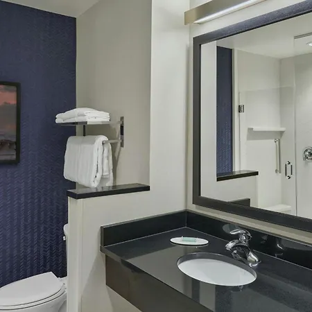 Fairfield & By Marriott Airport Hotel Charlotte