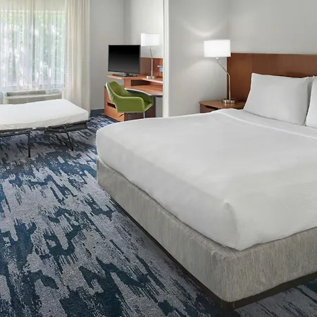 Fairfield & By Marriott Airport 3*