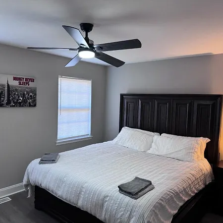 3 Bedroom Town Apartment *