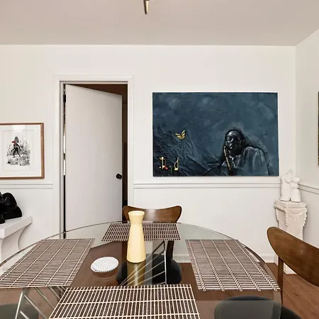Holiday home Trendy Bohemian Bungalow, Close To Uptown, Plaza & Noda *