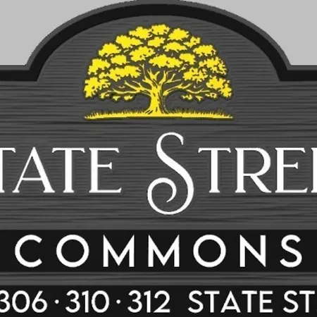 Chic 2br Townhouse W/ Smart Tv, Close To All! Apartment Charlotte
