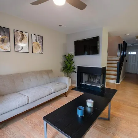 Laid In Luxury 2br Garage Clt *