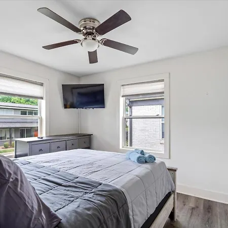 Apartment Uptown Nest By Stadium, Convention Center & Arena