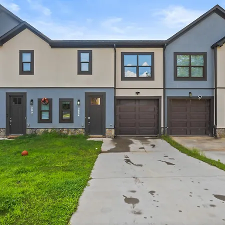 Holiday home Pet Friendly 3br House In *
