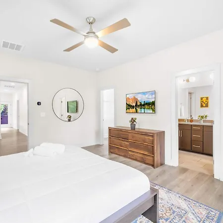 Modern New 4br Near Noda & Downtown Holiday home *