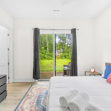 Modern New 4br Near Noda & Downtown Holiday home