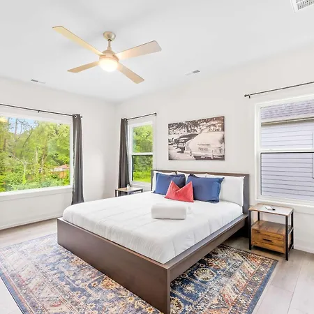 Modern New 4br Near Noda & Downtown Holiday home