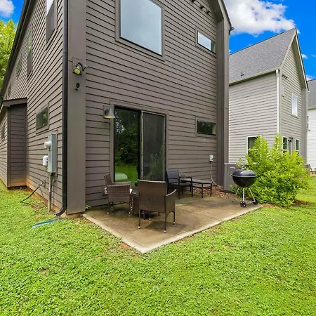 Modern New 4br Near Noda & Downtown Holiday home *