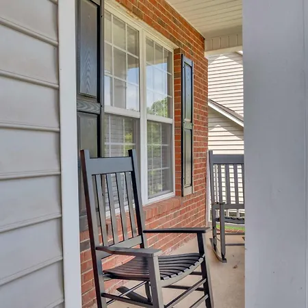 Updated Area With Hot Tub Near Your Perfect Retreat * Charlotte