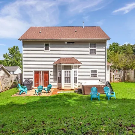 Updated Area With Hot Tub Near Your Perfect Retreat