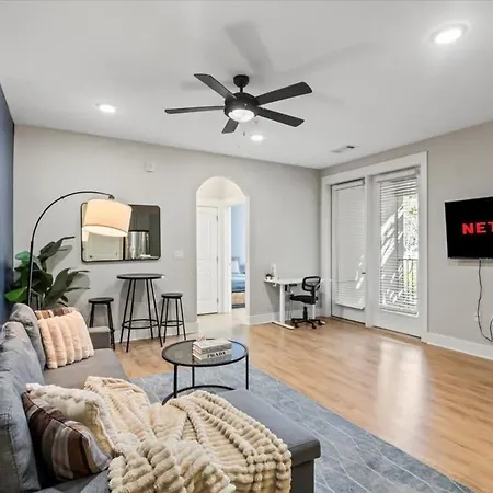 Luxe 1br In Waverly Apartment Charlotte