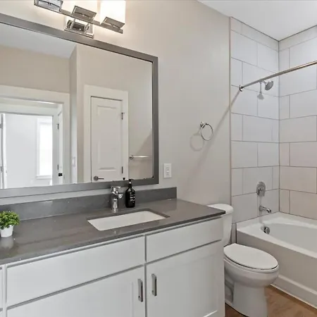 Apartment Luxe 1br In Waverly